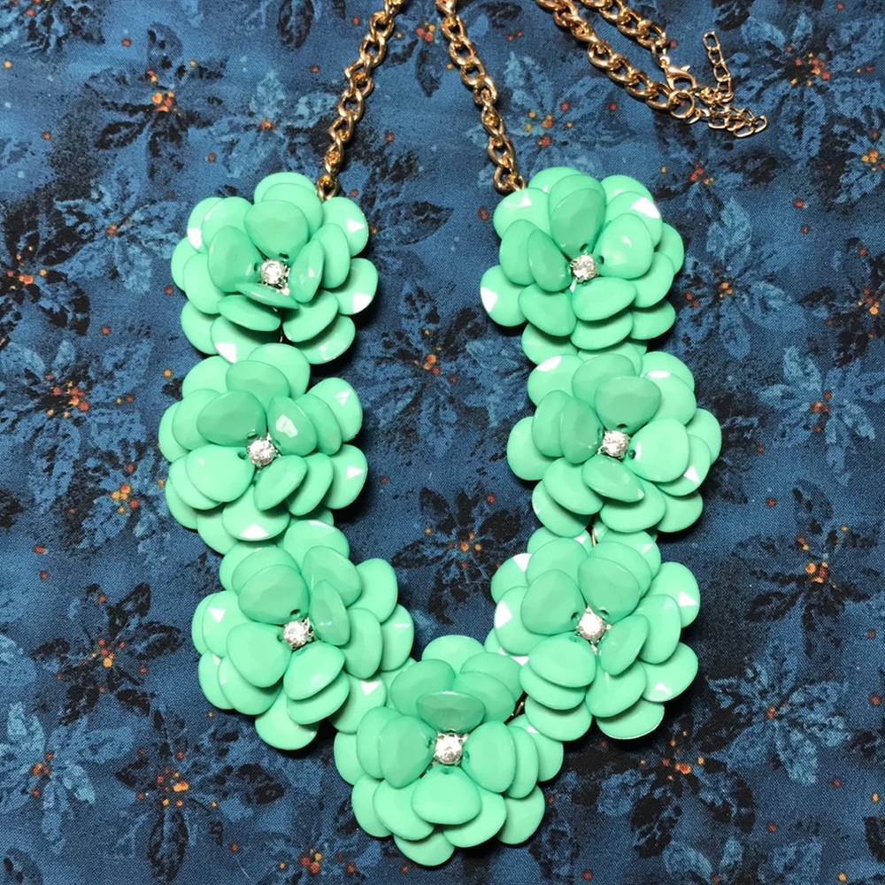 Floral necklace